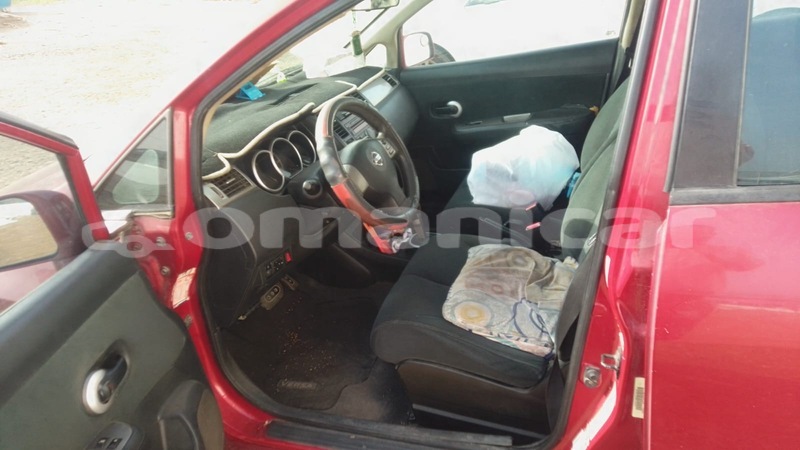 Big with watermark nissan tiida masqat muscat 7962