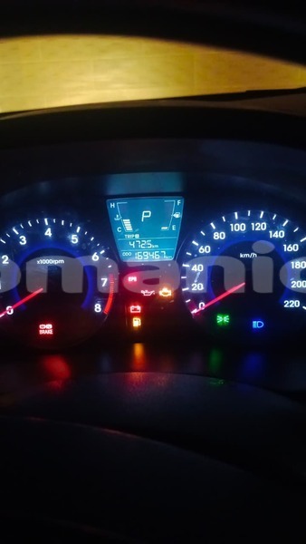 Big with watermark hyundai accent masqat muscat 7904