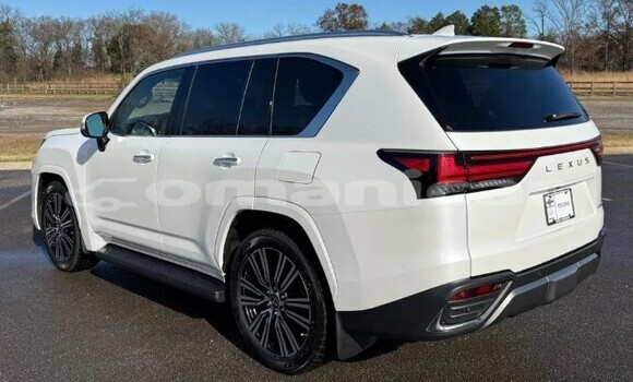 Buy Used Lexus LX White Car in al–Mudaybi in ash-Sharqiyah Buy Used Lexus LX White Car in al–Mudaybi in ash-Sharqiyah