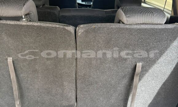 Buy Used Suzuki Ertiga Silver Car in Muscat in Masqat Buy Used Suzuki Ertiga Silver Car in Muscat in Masqat