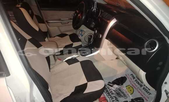 Buy Used Suzuki Grand Vitara White Car in Muscat in Masqat Buy Used Suzuki Grand Vitara White Car in Muscat in Masqat