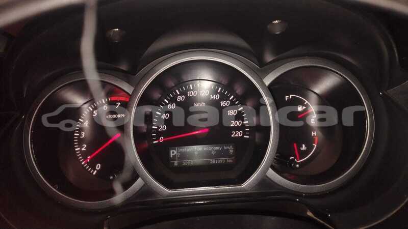 Big with watermark suzuki grand vitara masqat muscat 8017