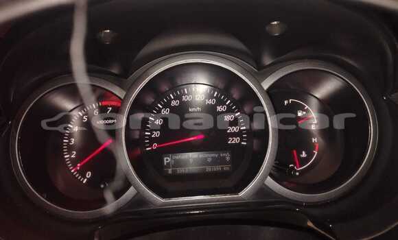 Buy Used Suzuki Grand Vitara White Car in Muscat in Masqat Buy Used Suzuki Grand Vitara White Car in Muscat in Masqat