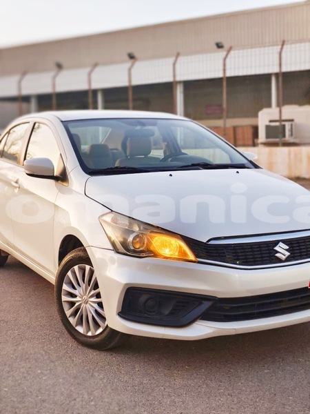 Big with watermark suzuki ciaz masqat muscat 8018