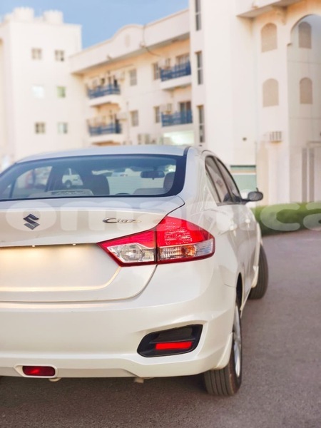 Big with watermark suzuki ciaz masqat muscat 8018