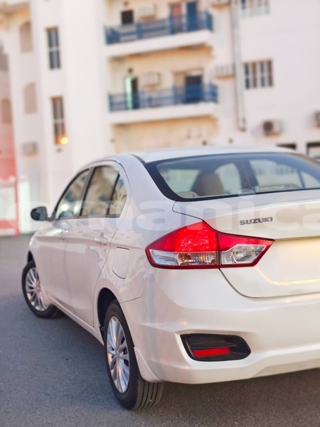 Big with watermark suzuki ciaz masqat muscat 8018