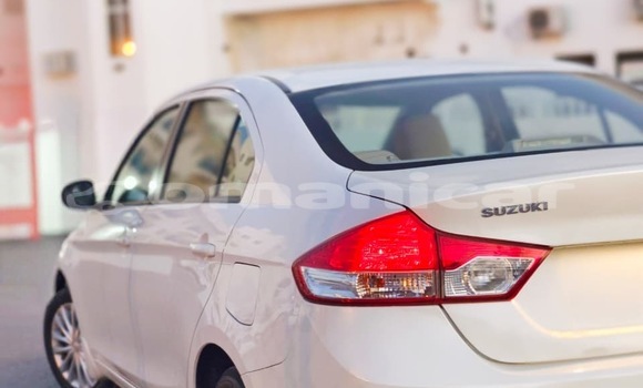 Buy Used Suzuki Ciaz White Car in Muscat in Masqat Buy Used Suzuki Ciaz White Car in Muscat in Masqat