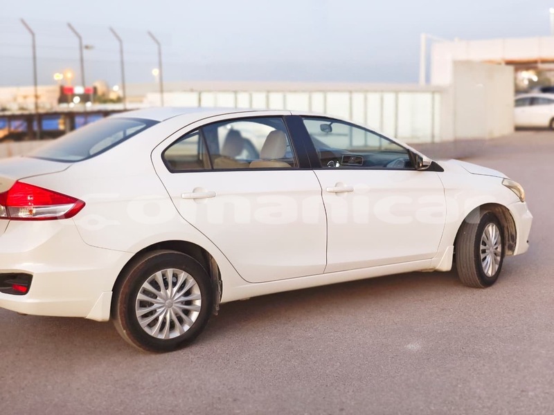 Big with watermark suzuki ciaz masqat muscat 8018