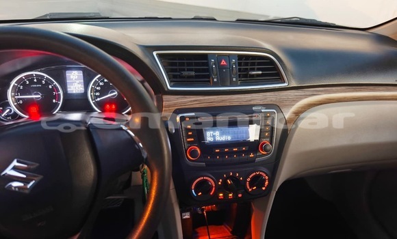 Buy Used Suzuki Ciaz White Car in Muscat in Masqat Buy Used Suzuki Ciaz White Car in Muscat in Masqat