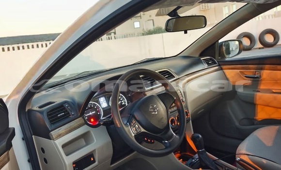 Buy Used Suzuki Ciaz White Car in Muscat in Masqat Buy Used Suzuki Ciaz White Car in Muscat in Masqat