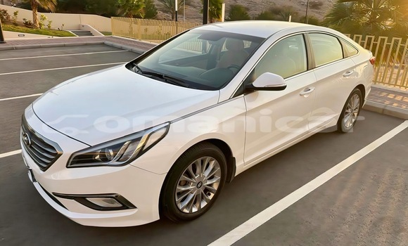 Buy Used Hyundai Sonata White Car in Muscat in Masqat Buy Used Hyundai Sonata White Car in Muscat in Masqat