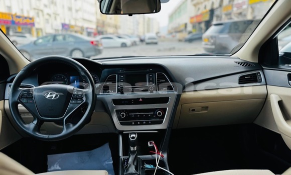 Buy Used Hyundai Sonata White Car in Muscat in Masqat Buy Used Hyundai Sonata White Car in Muscat in Masqat