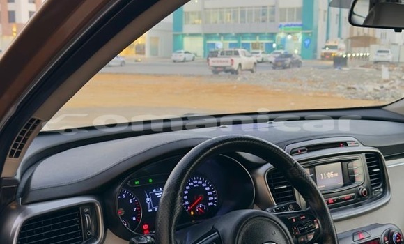 Buy Used Kia Sorento Brown Car in Muscat in Masqat Buy Used Kia Sorento Brown Car in Muscat in Masqat