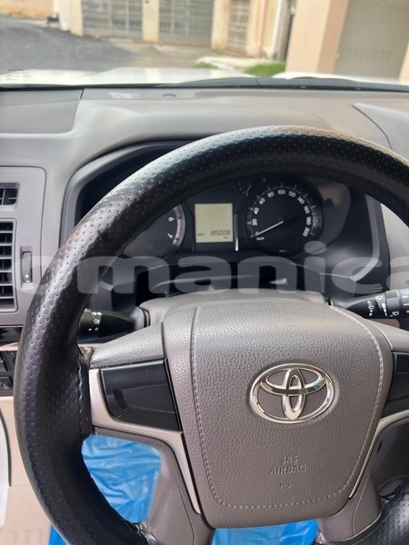 Big with watermark toyota prado masqat muscat 8026