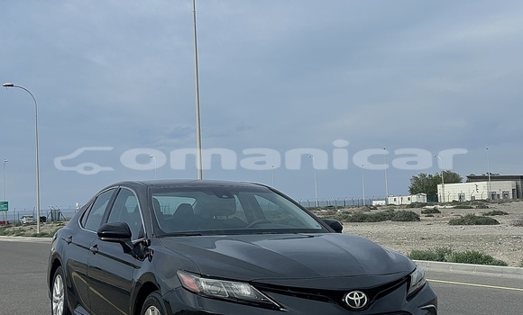 Buy Used Toyota Camry Black Car in Muscat in Masqat Buy Used Toyota Camry Black Car in Muscat in Masqat