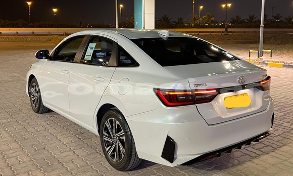 Buy Used Toyota Yaris White Car in Salalah in Dhufar Buy Used Toyota Yaris White Car in Salalah in Dhufar