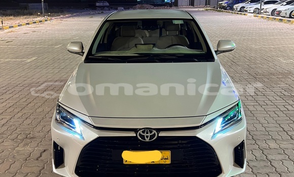 Buy Used Toyota Yaris White Car in Salalah in Dhufar Buy Used Toyota Yaris White Car in Salalah in Dhufar