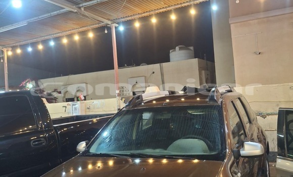 Buy Used Renault Duster Brown Car in Suhar in al-Batinah Buy Used Renault Duster Brown Car in Suhar in al-Batinah