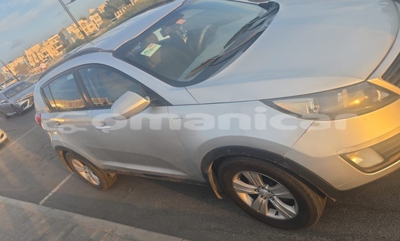 Buy Used Kia Sportage Silver Car in Ruwi in Masqat Buy Used Kia Sportage Silver Car in Ruwi in Masqat