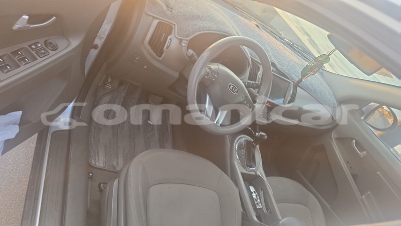 Big with watermark kia sportage masqat ruwi 8037