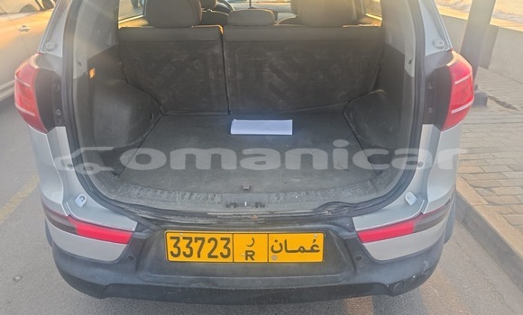 Buy Used Kia Sportage Silver Car in Ruwi in Masqat Buy Used Kia Sportage Silver Car in Ruwi in Masqat