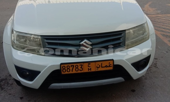 Buy Used Suzuki Grand Vitara White Car in Muscat in Masqat Buy Used Suzuki Grand Vitara White Car in Muscat in Masqat