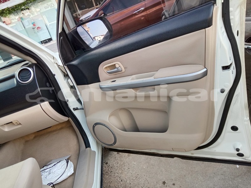 Big with watermark suzuki grand vitara masqat muscat 8017