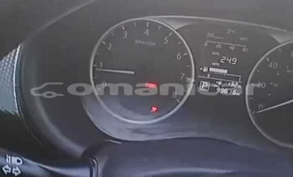 Buy Used Nissan Kix White Car in Salalah in Dhufar Buy Used Nissan Kix White Car in Salalah in Dhufar