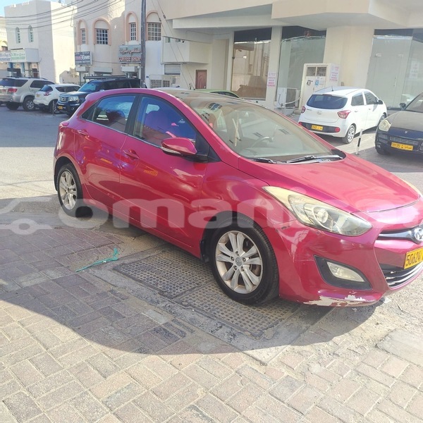 Big with watermark hyundai i30 masqat muscat 8043