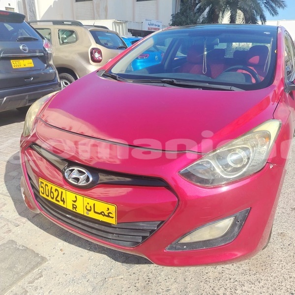 Big with watermark hyundai i30 masqat muscat 8043