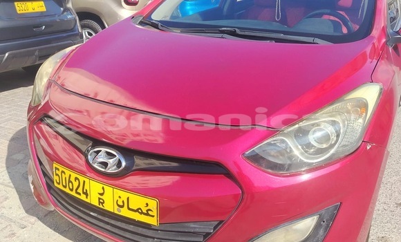 Buy Used Hyundai i30 Red Car in Muscat in Masqat Buy Used Hyundai i30 Red Car in Muscat in Masqat