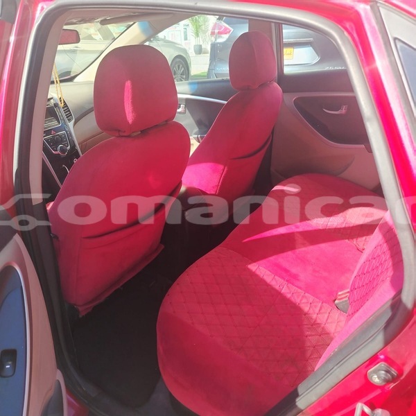 Big with watermark hyundai i30 masqat muscat 8043