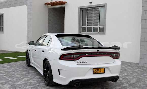 Buy Used Dodge Charger White Car in Muttrah in Masqat Buy Used Dodge Charger White Car in Muttrah in Masqat