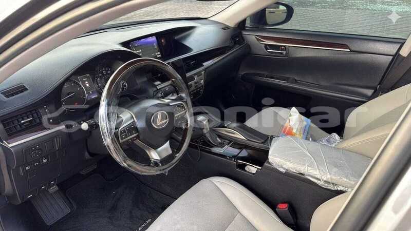 Big with watermark lexus es masqat masqat 8049