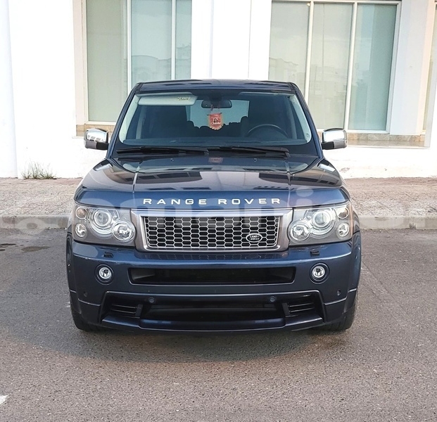 Big with watermark land rover range rover sport masqat wadi al kabir 8050