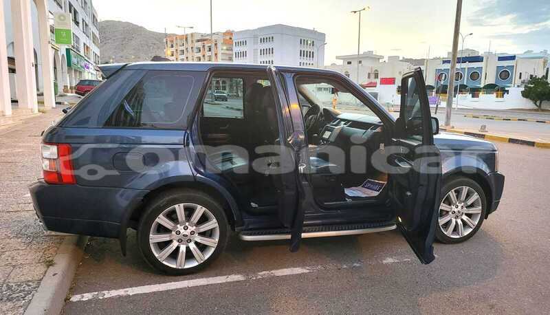 Big with watermark land rover range rover sport masqat wadi al kabir 8050