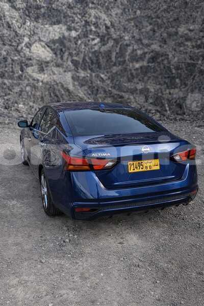 Big with watermark nissan altima masqat wadi al kabir 8051