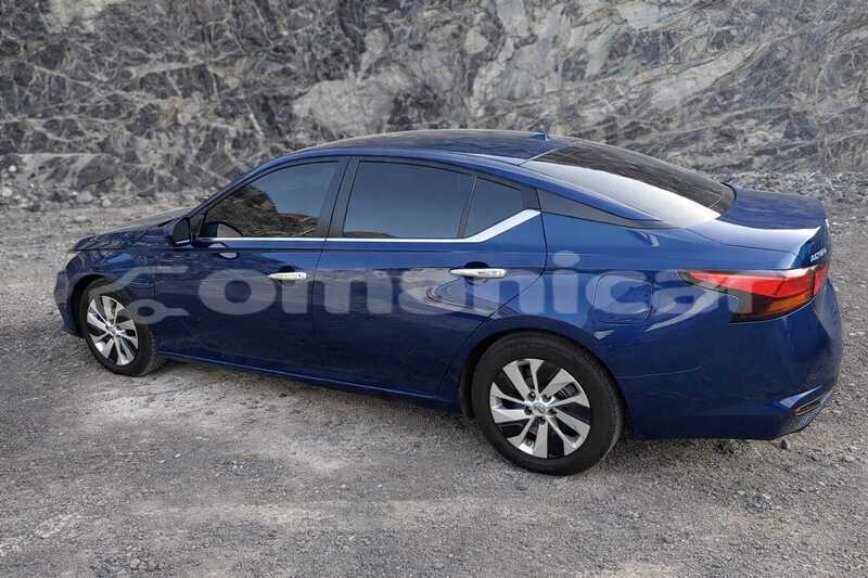 Big with watermark nissan altima masqat wadi al kabir 8051