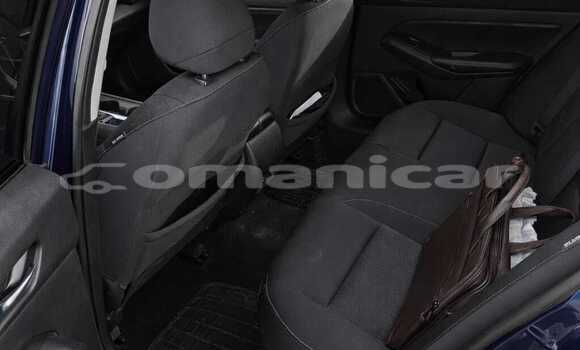 Buy Used Nissan Altima Blue Car in Wadi Al Kabir in Masqat Buy Used Nissan Altima Blue Car in Wadi Al Kabir in Masqat