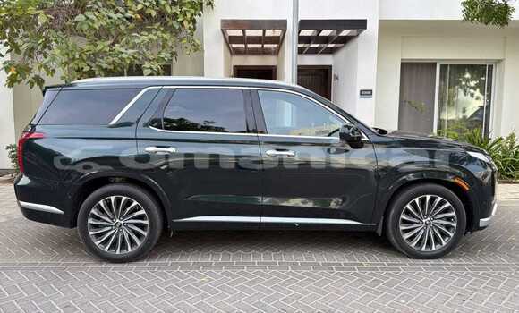 Buy Used Hyundai Genesis Green Car in Qurm in Masqat Buy Used Hyundai Genesis Green Car in Qurm in Masqat