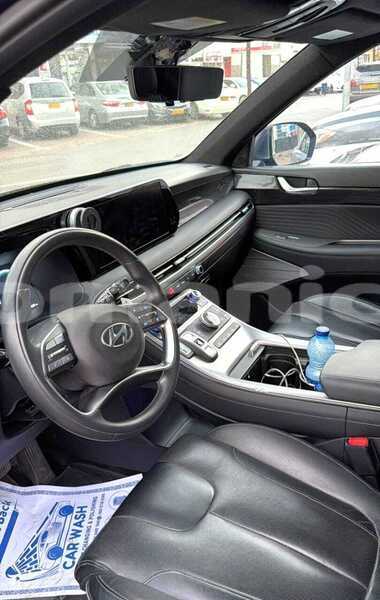 Big with watermark hyundai genesis masqat qurm 8052
