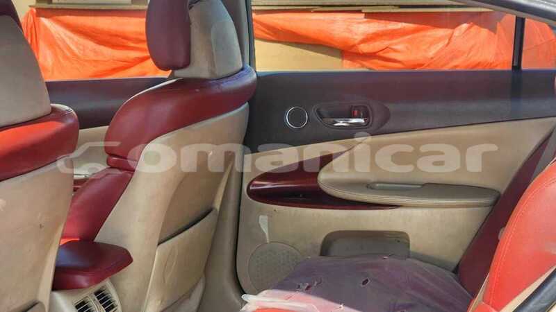 Big with watermark lexus gs masqat wadi al kabir 8053