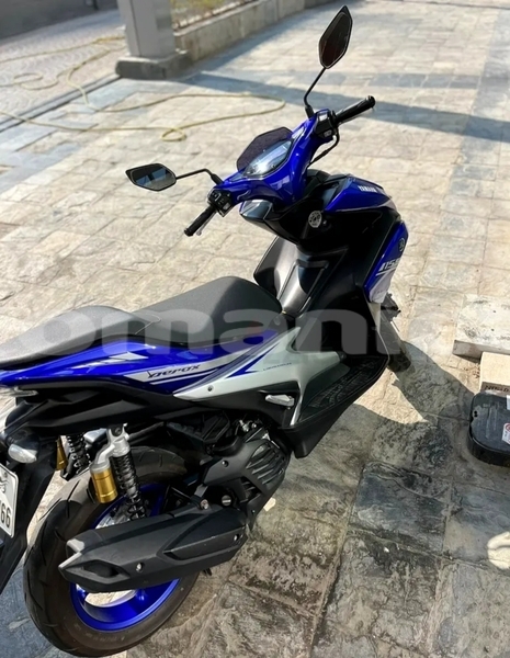Big with watermark yamaha aerox masqat muscat 8055