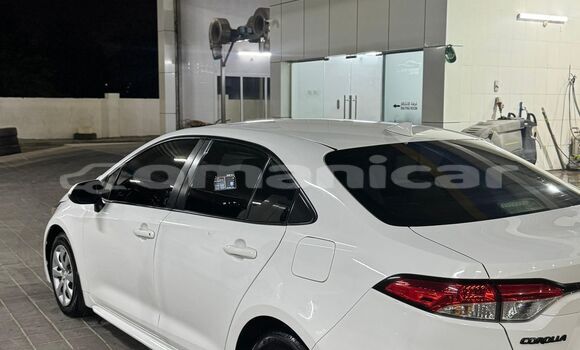 Buy Used Toyota Corolla White Car in Muscat in Masqat Buy Used Toyota Corolla White Car in Muscat in Masqat