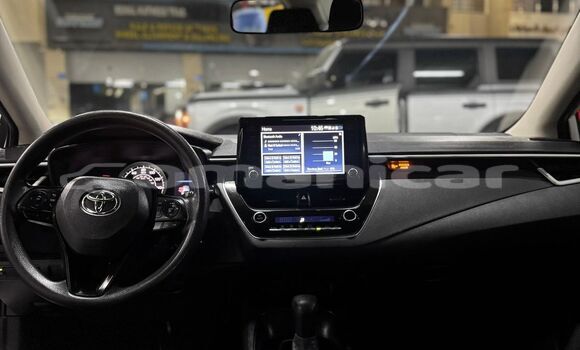 Buy Used Toyota Corolla White Car in Muscat in Masqat Buy Used Toyota Corolla White Car in Muscat in Masqat