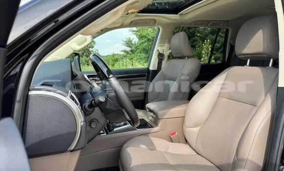Buy Used Lexus GX Black Car in Muscat in Masqat Buy Used Lexus GX Black Car in Muscat in Masqat