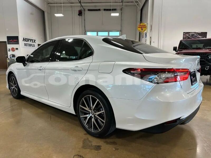 Big with watermark toyota camry dhufar salalah 8062