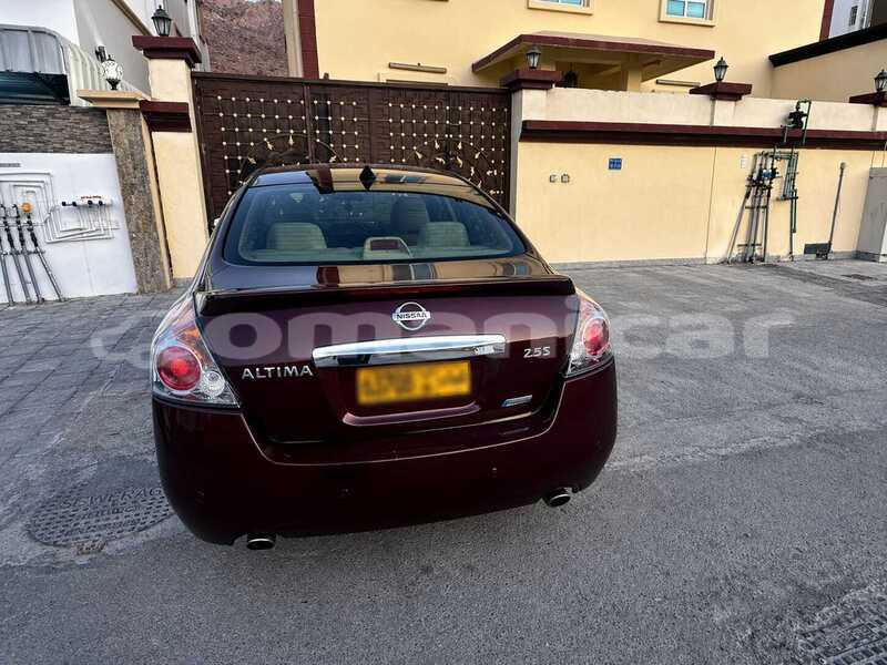 Big with watermark nissan altima masqat wadi al kabir 8063