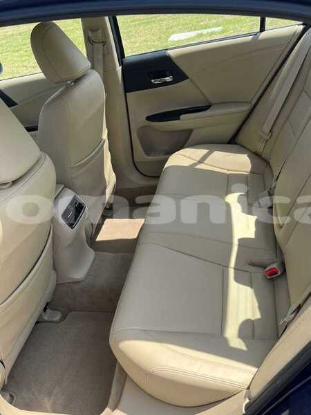 Big with watermark honda accord masqat azaiba 8065