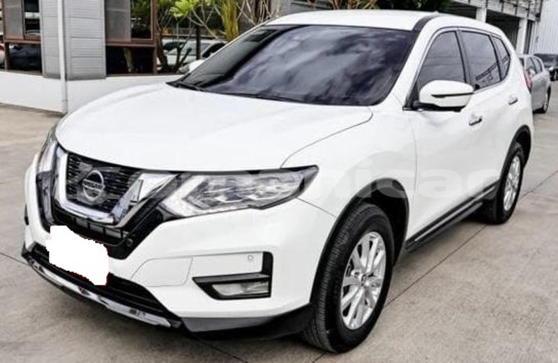 Big with watermark nissan x trail masqat muscat 8066